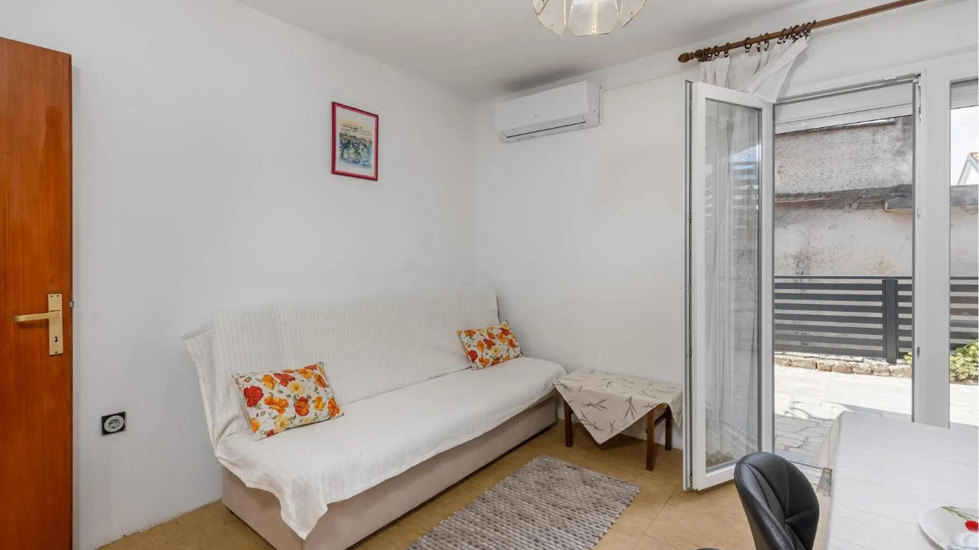 1 Bedroom Awesome Apartment In Selce Croatia