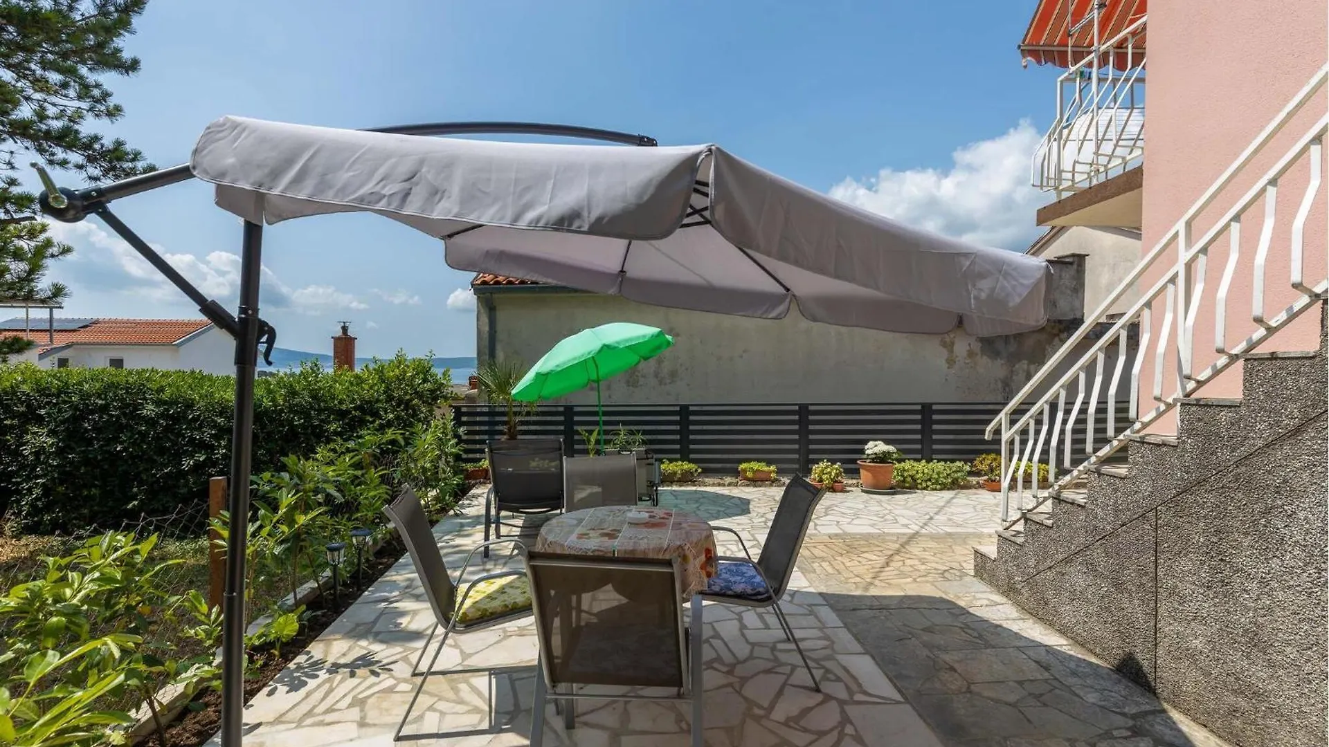 1 Bedroom Awesome Apartment In Selce